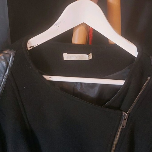 Promod jacket like new, black, size medium/large