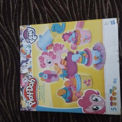 My Little Pony Play-Doh Pinkie Pie Cupcake Party new