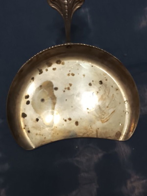 Vintage silver-plated bronze crumb catcher