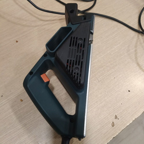 Black & Decker KW 713 electric planer used