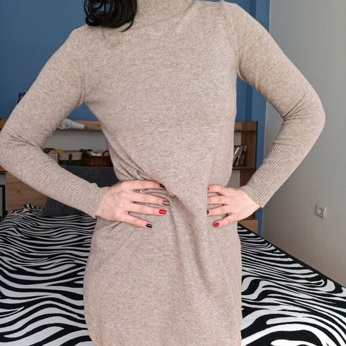 Benetton Italian Merino Wool Dress like new, beige