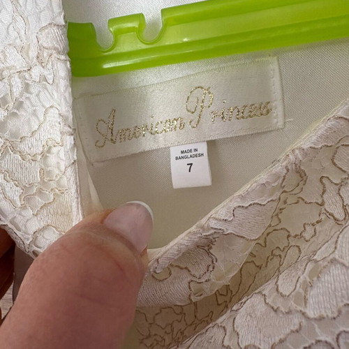 Ivory children's dress with details No7 like new