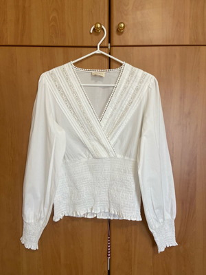 Art Love blouse medium used, white and beige embroidered details