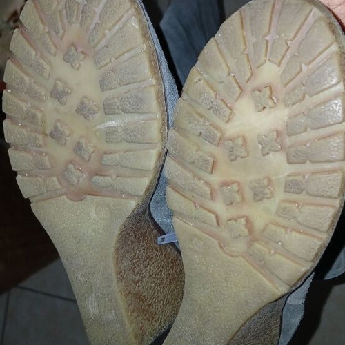 Castor boots used with ester lining and fur