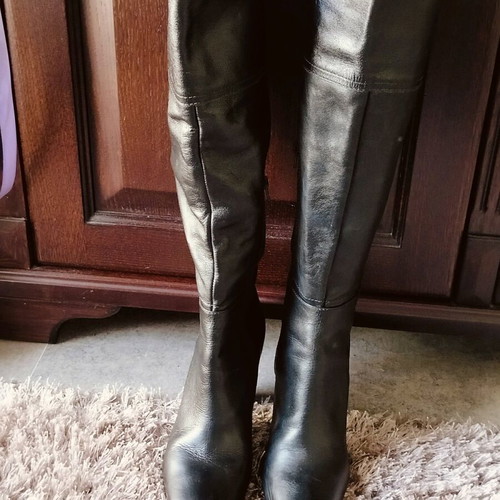 Women's leather boots black size 38 like new