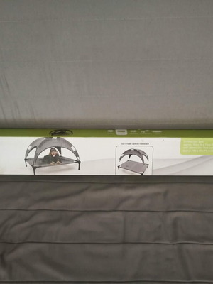 Zoofari Elevated Dog Tent Like New