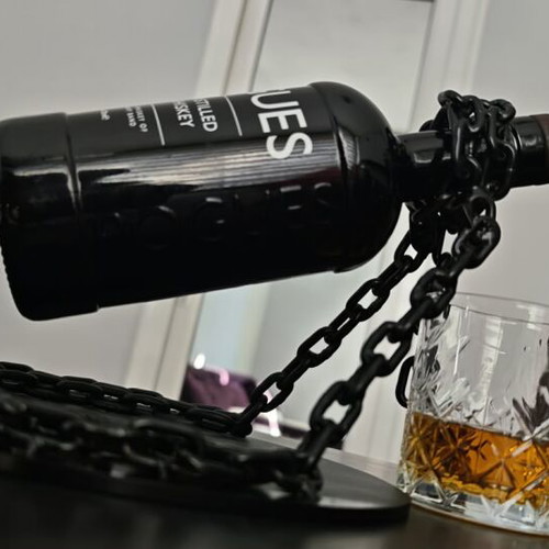 Levitating Bottle Stand new, chain holder for whiskey and wine