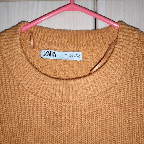 Knitted dress yellow used