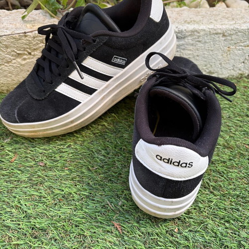 Adidas athletic shoes like new, size 37, black and white