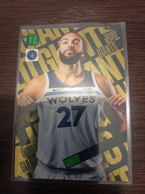 Holo Giant Gobert NBA card new