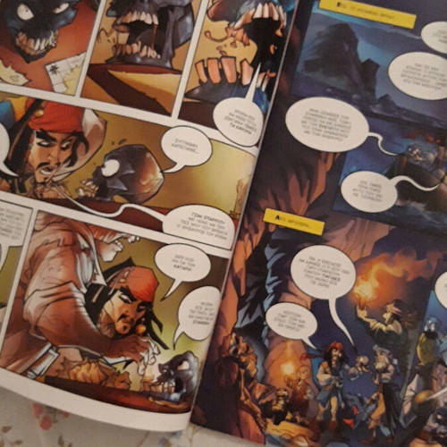 Disney Pirates of the Caribbean Collectible Magazine new