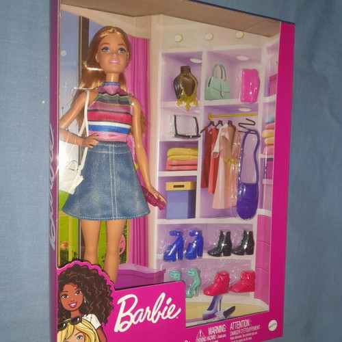 Barbie FVJ42 καινούργιο σετ παιχνιδιού με αξεσουάρ