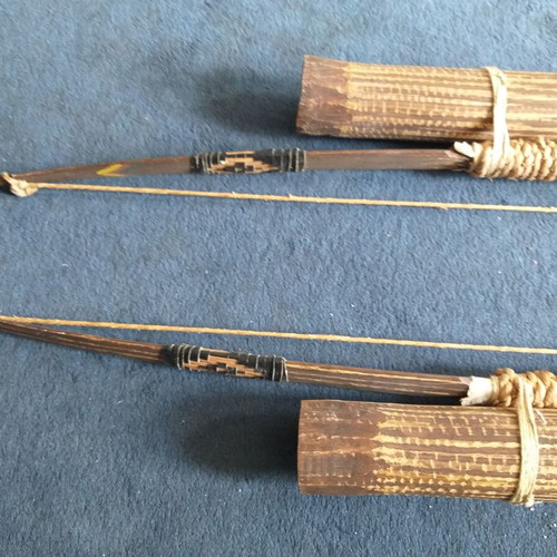 Indian handmade bows and arrows like new, traditional from Colombia