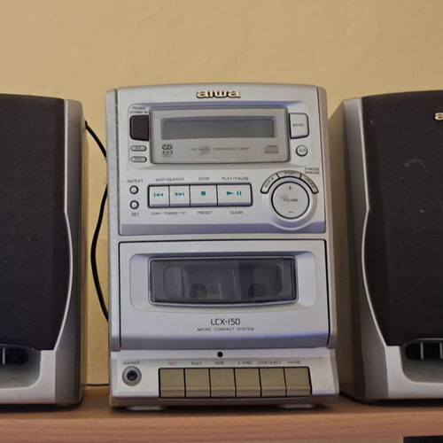 Aiwa ηχοσύστημα μεταχειρισμένο με ραδιόφωνο και κασέτα