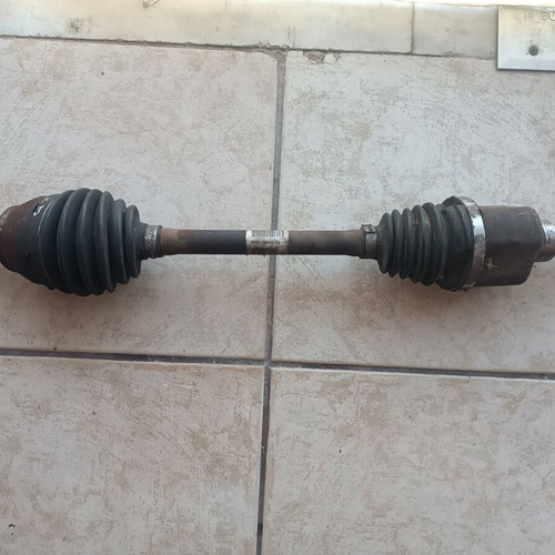 Left half shaft for Ford Focus '11-'14 1000cc like new