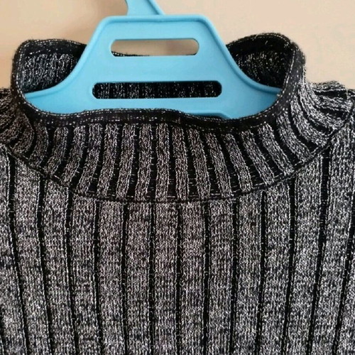 Terranova women's knitted sweater like new, grey lurex with silver thread