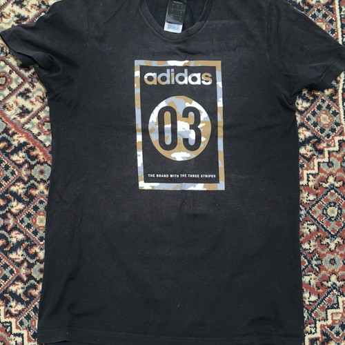 Adidas black t-shirt like new, size S