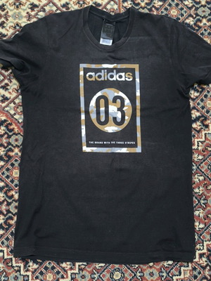 Adidas black t-shirt like new, size S