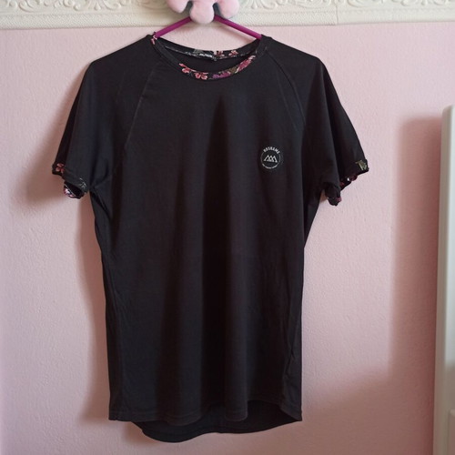 No shame men's t shirt black large like new