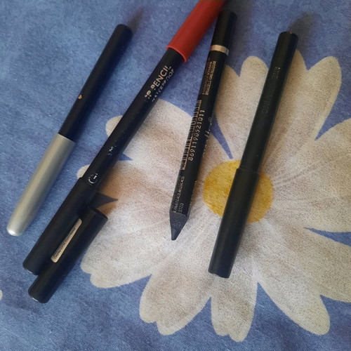 Eye and lip pencils used, set of 4, Grigi