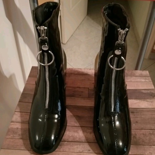 Patent leather ankle boots used, black, size 36, 7cm heel