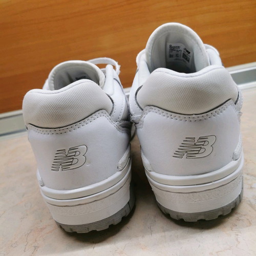New Balance 550 sport shoes size 40.5 like new
