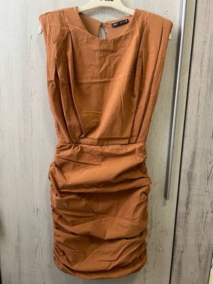 Zara dress like new, orange, size S
