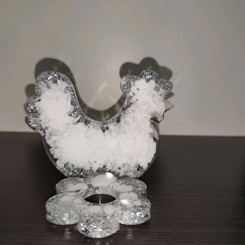 Easter decoration made of epoxy resin new, height 8.5 cm