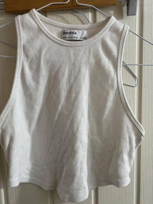 Bershka crop top like new, white, size S