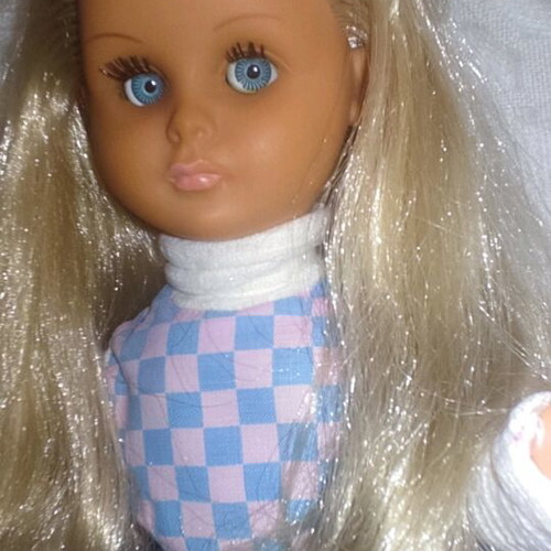 Bella vintage doll 33cm like new, beautiful