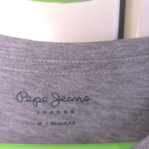 T-shirt Pepe Jeans size M gray like new