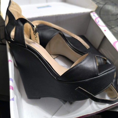 Platform sandals, size 39, black