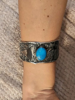 Silver handmade bracelet with turquoise like new