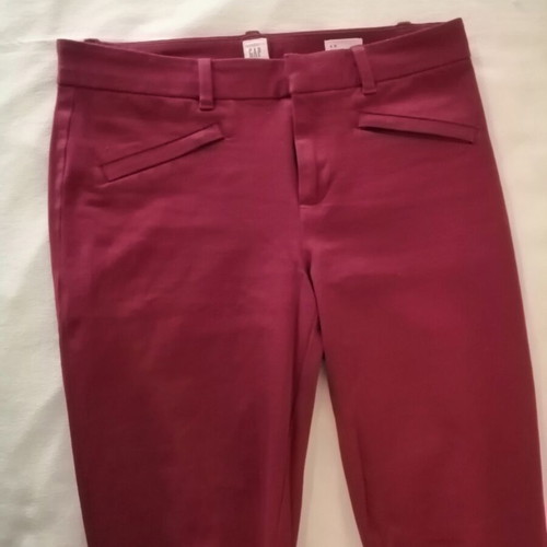 Gap women's pants burgundy like new, size 4R