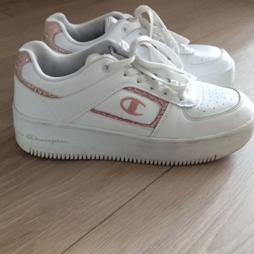 Champion white athletic shoes like new, size 38.5-39