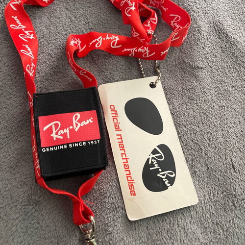 Ray Ban hanging glasses case new, red