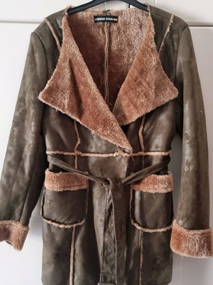 Coat new, unworn with fur inside, warm, khaki