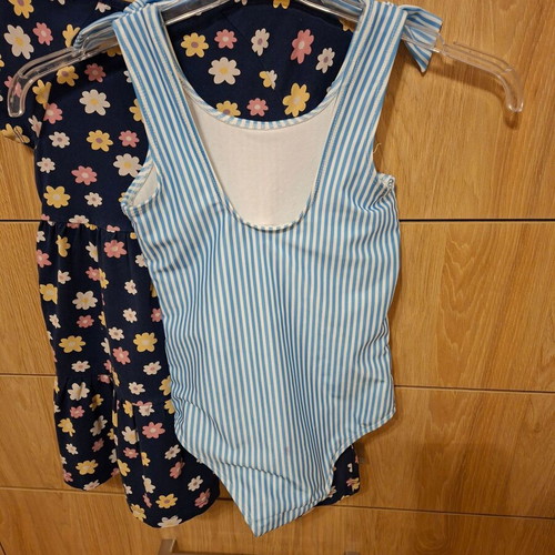 Dress package alouette & gift swimsuit ZARA