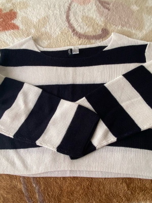 Πλεκτό μαρινιέρα cropped H&M σαν καινούργιο, μέγεθος M loose fit