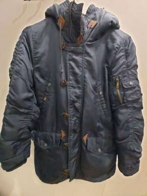 Μπουφάν Bershka μεταχειρισμένο, μπλε, ζεστό, μέγεθος M
