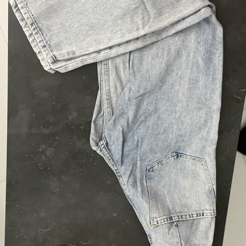 Bershka balloon jeans like new, size 32