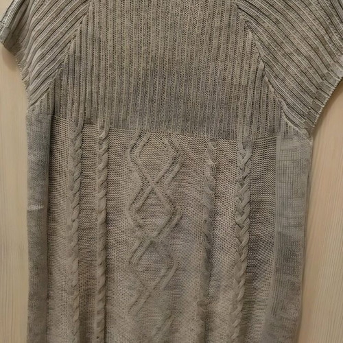 Knitted blouse/dress like new, gray, short sleeves size M
