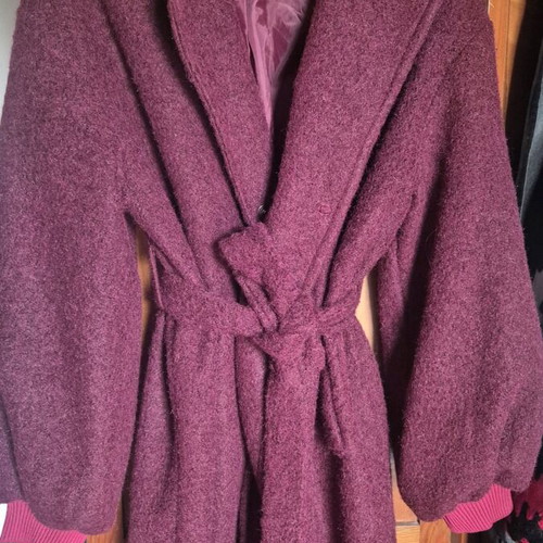 Bordeaux coat one size like new, unworn