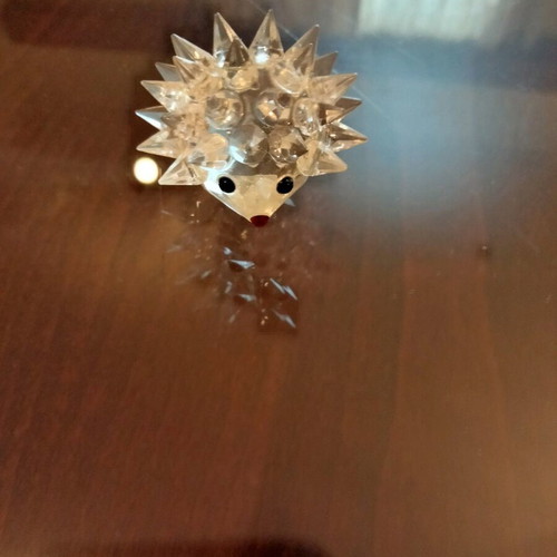 Crystal hedgehog miniature like new