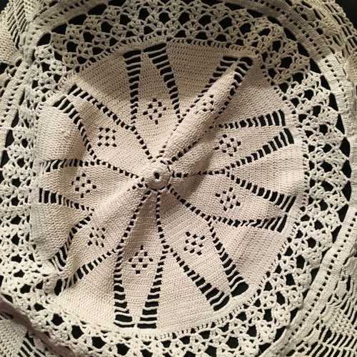 Knitted linens new with perimeter 0.50-0.55