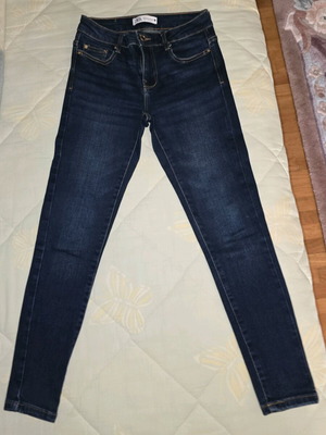 Zara women's jeans used, size 34, blue