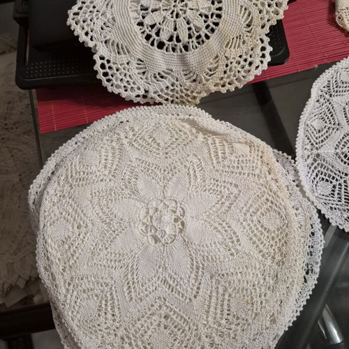 Handmade crochet set of 20 pieces new