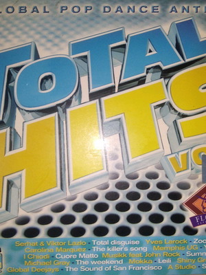 Total Hits Vol.1 CD used, 16 global pop dance anthems
