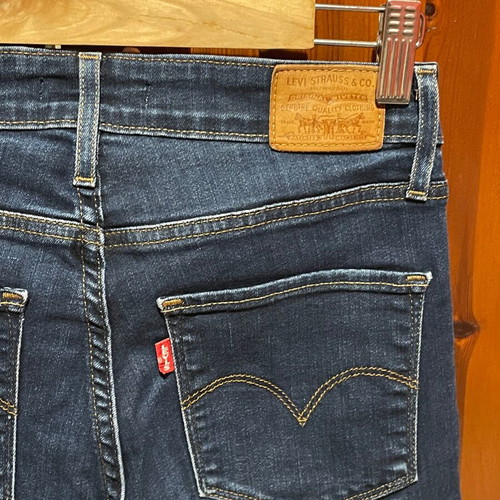 Levi’s jeans slim fit, like new, size S