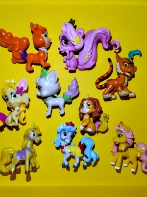 Disney Princess Palace Pets figures set of 9 like new